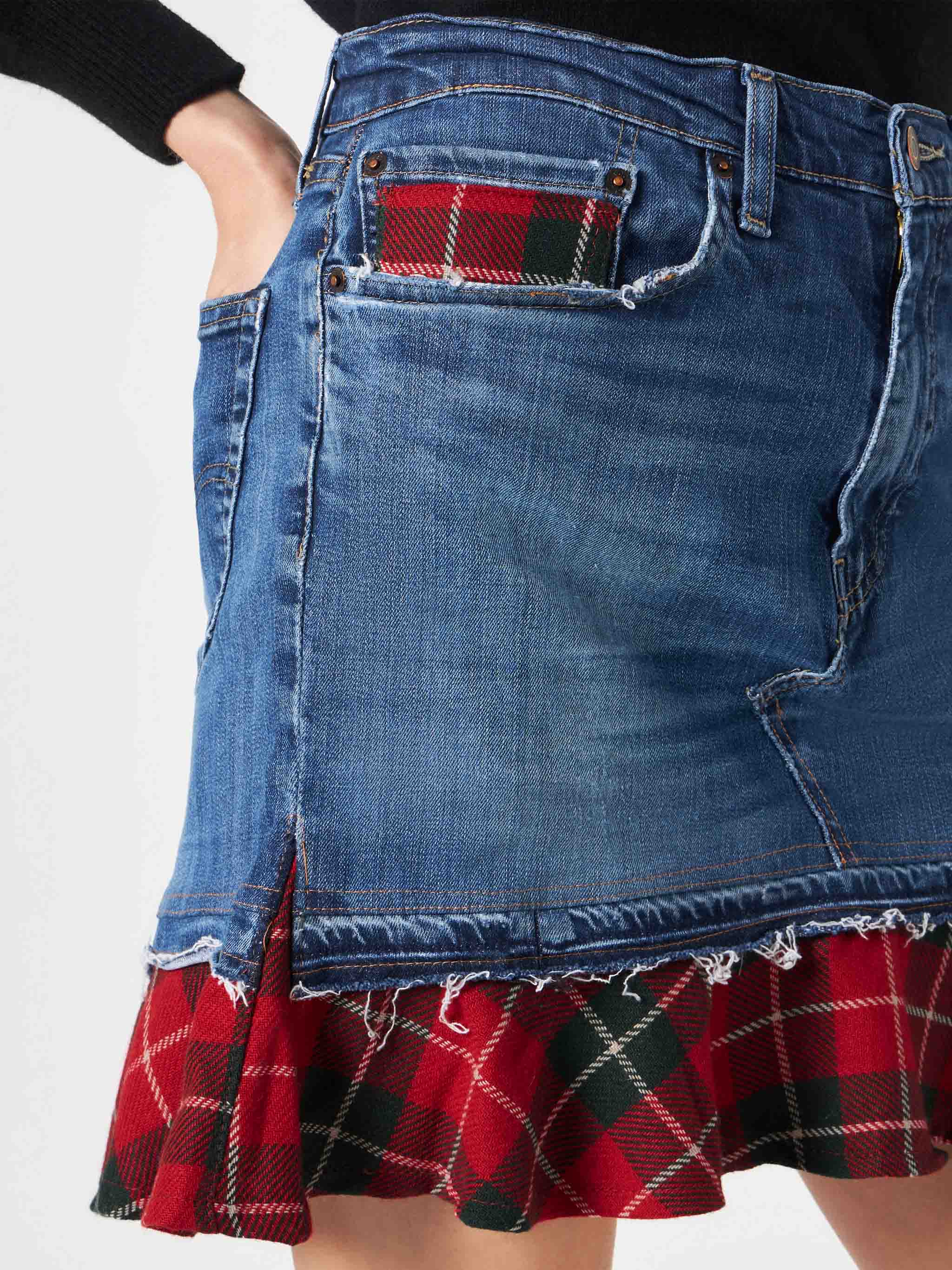 Jupe en jean vintage pour femme avec détails à carreaux