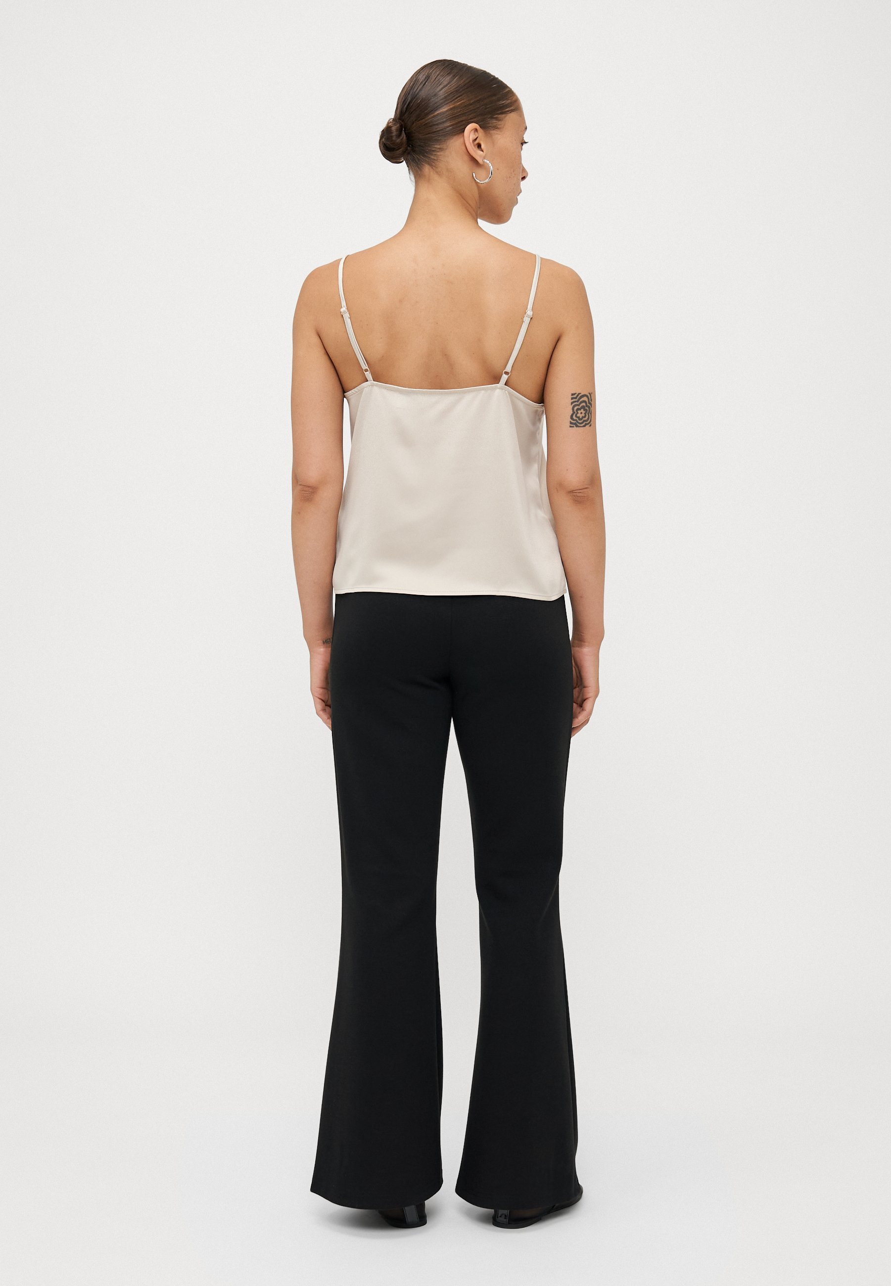 Vero Moda Petite VMMERLE SINGLET - Μπλούζα - ελαφρόπετρα