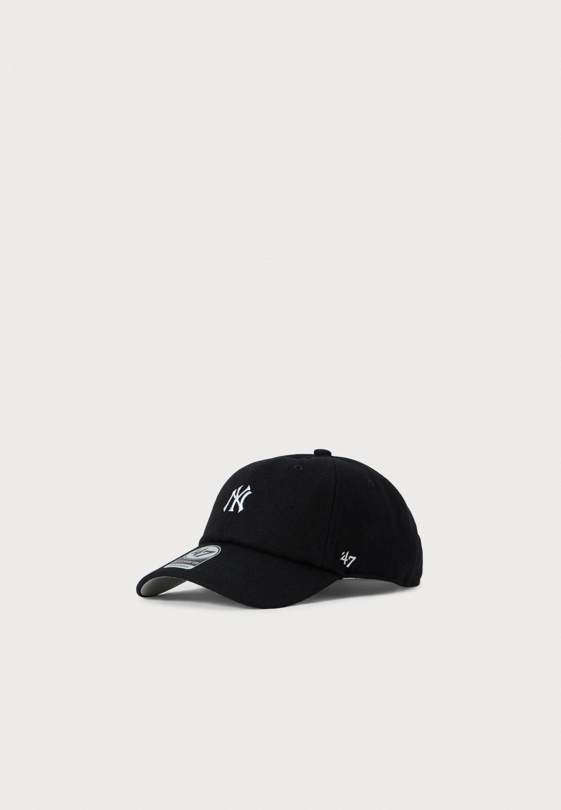 '47 Caps