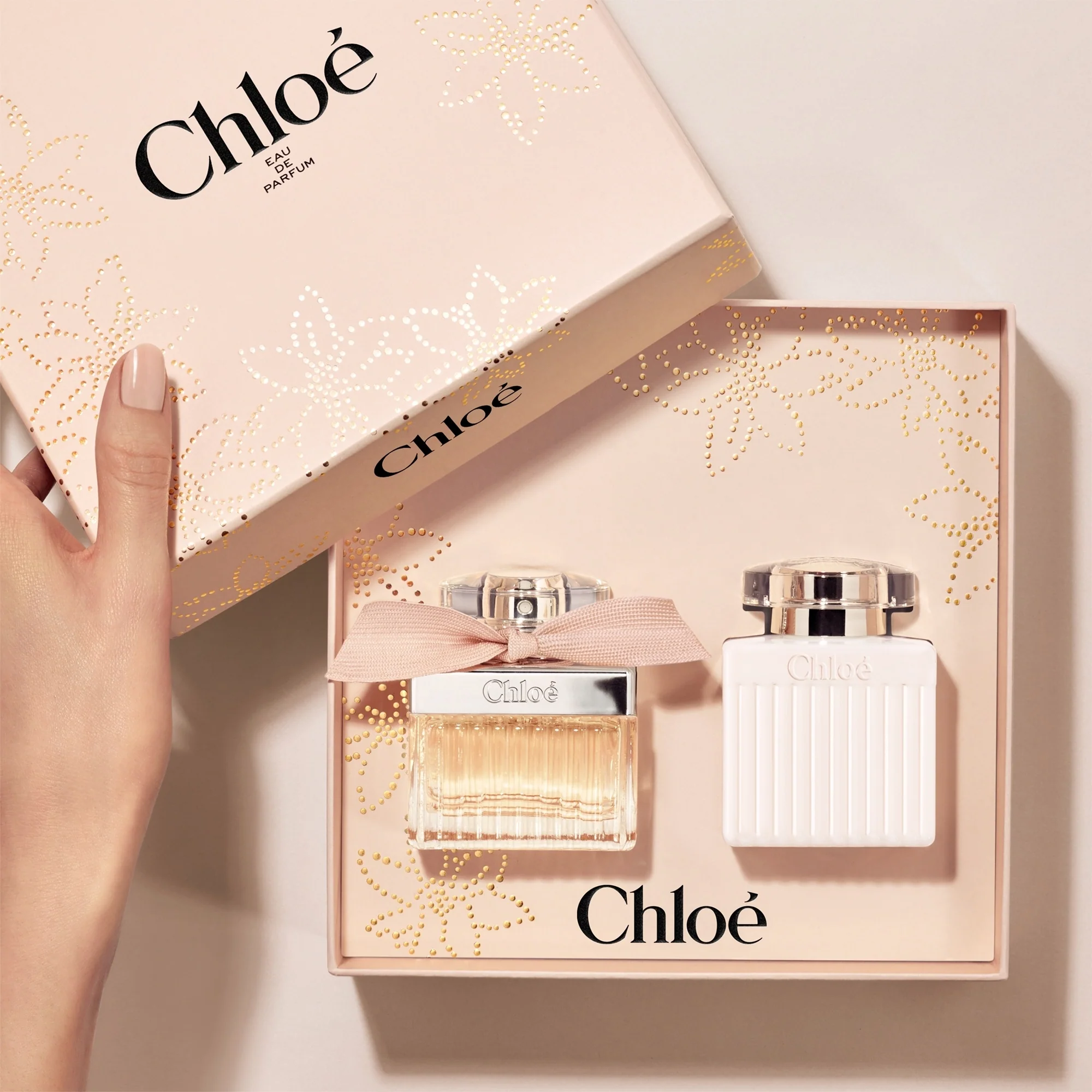 Chloé COFANETTO REGALO Chloé Eau de Parfum + Body Lotion - Cofanetto Profumo Donna, Eau de Parfum