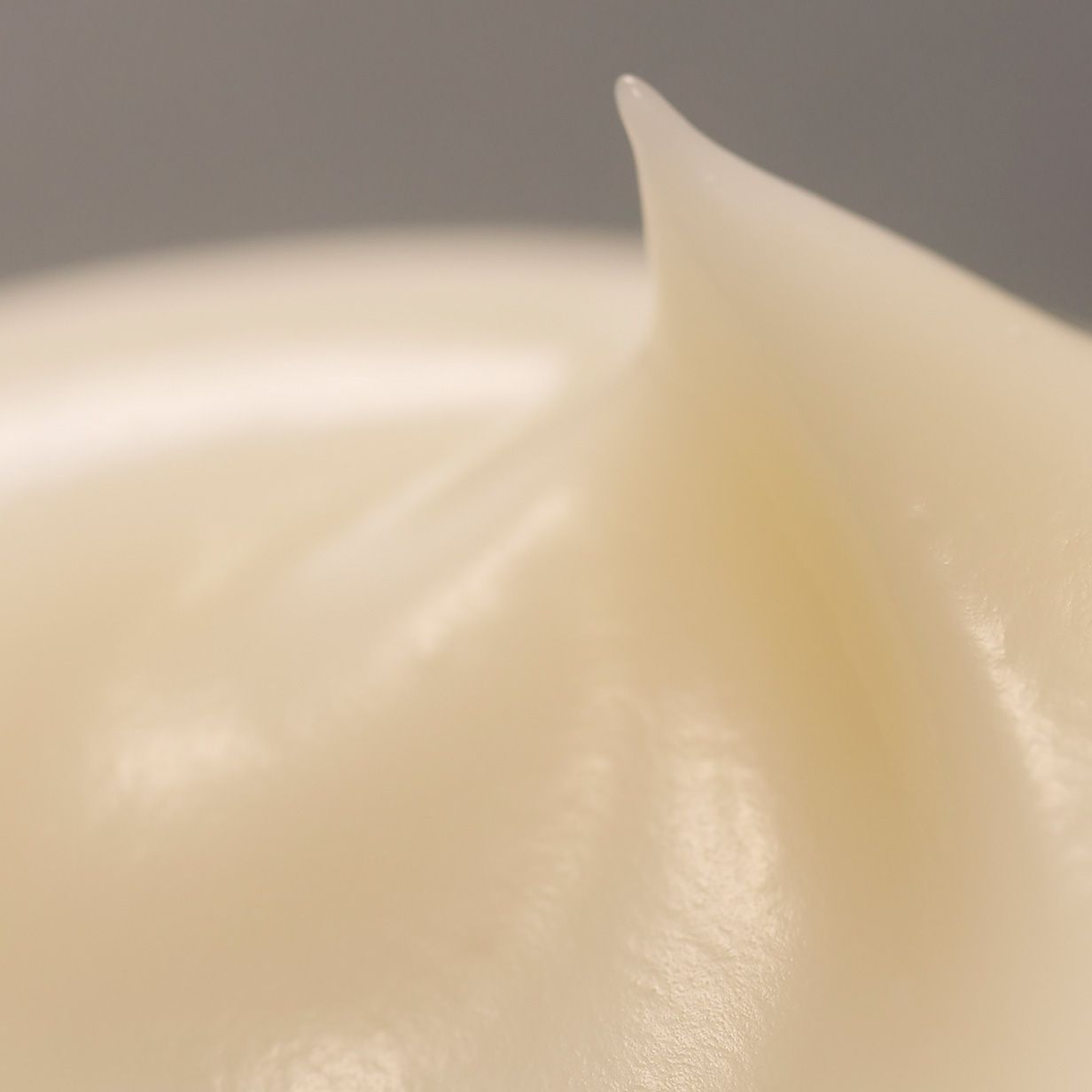 Ultimate The Cream Luksusa līdzeklis pret grumbām un novecošanos