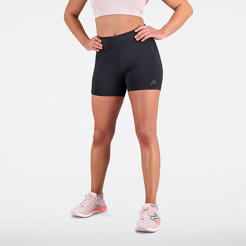 Short ajusté Q Speed Shape Shield 4 pouces pour femme - NOIR