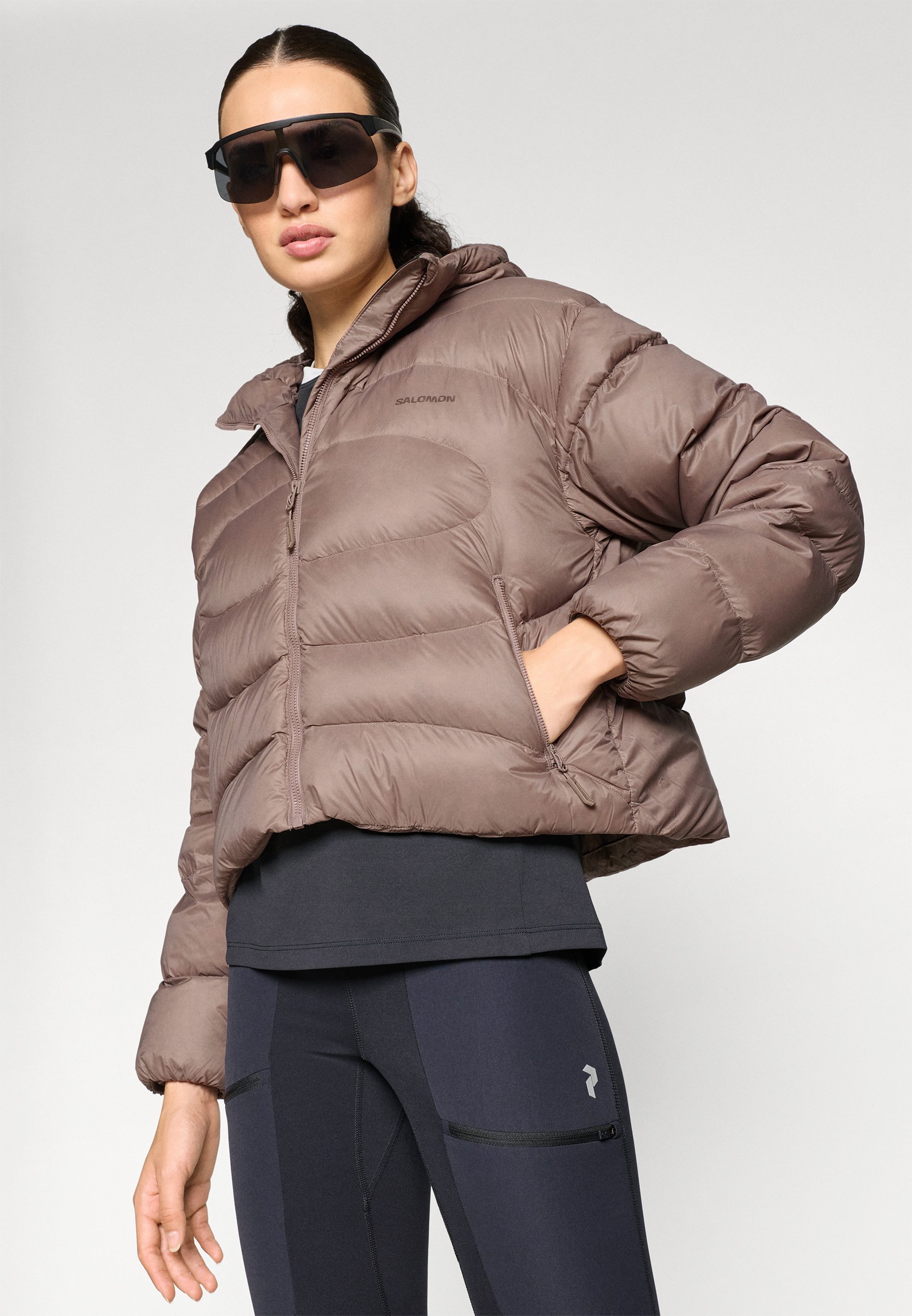 Salomon OUTLINE CROP - Giacca imbottita - stirare