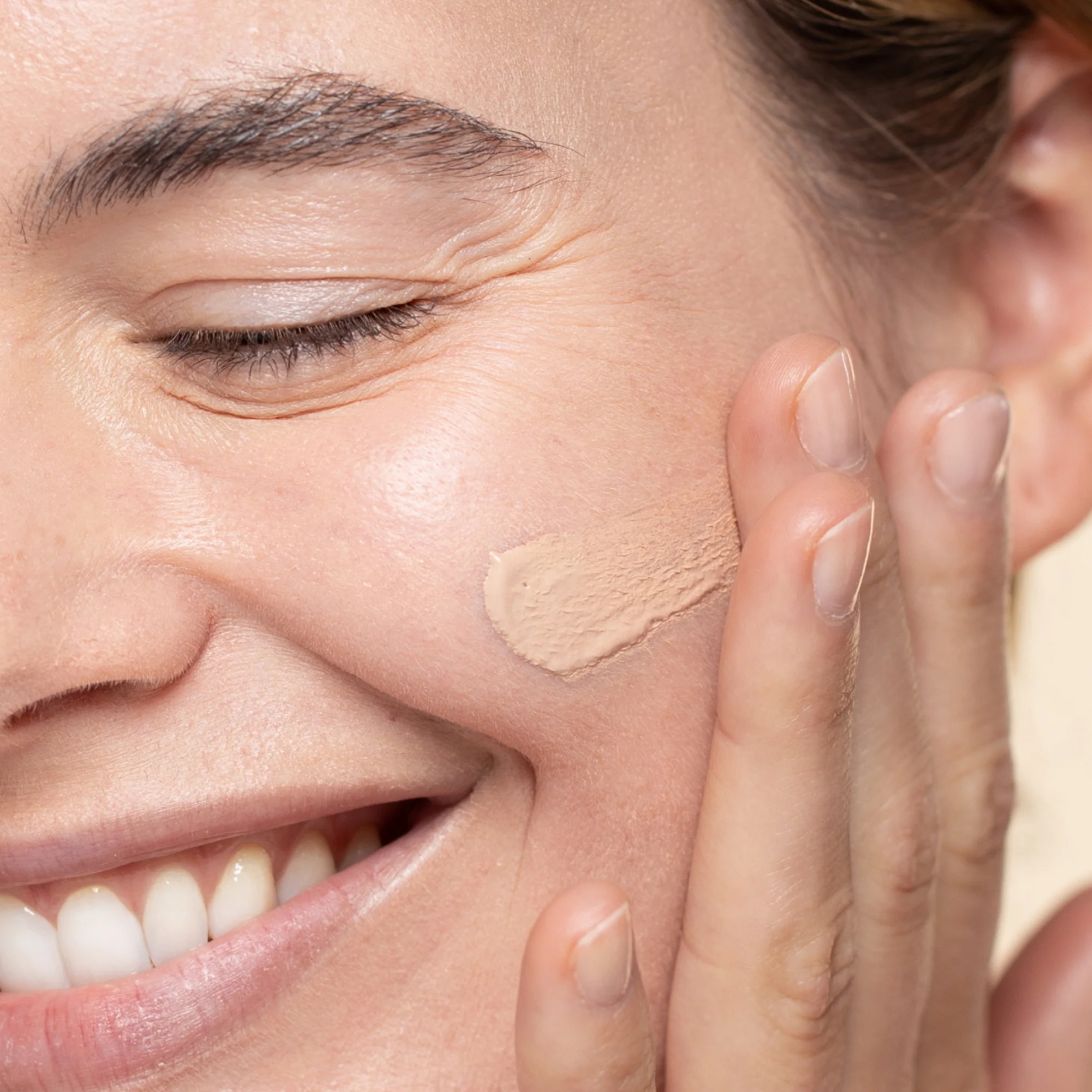 Incarnato Satin Skin Cream Foundation - Fondotinta crema