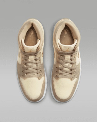 Air Jordan 1 Mid SE Women's Shoes