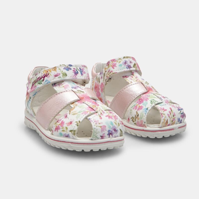 Primigi slutna sandaler för flickor