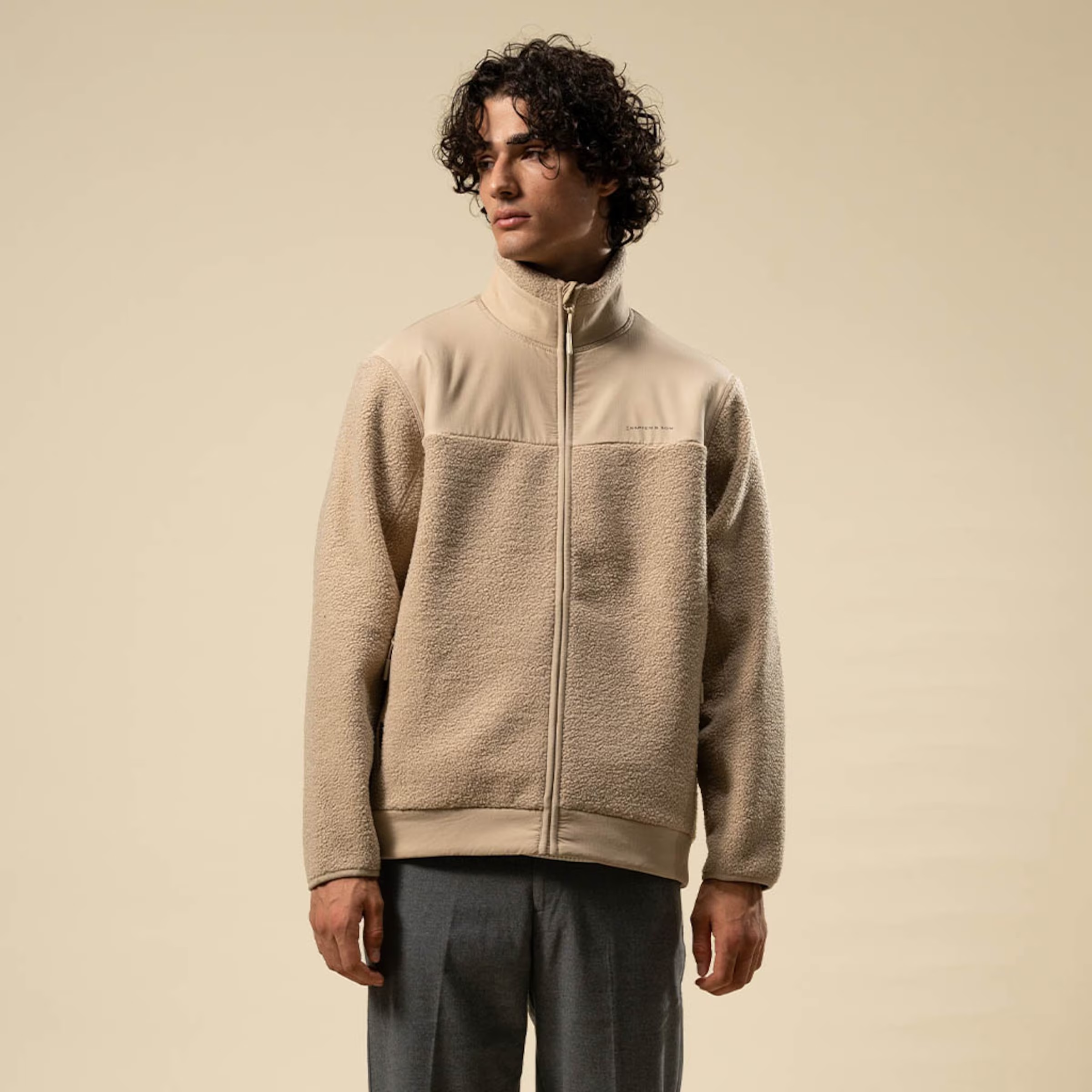 Veste polaire de tous les jours couleur grès