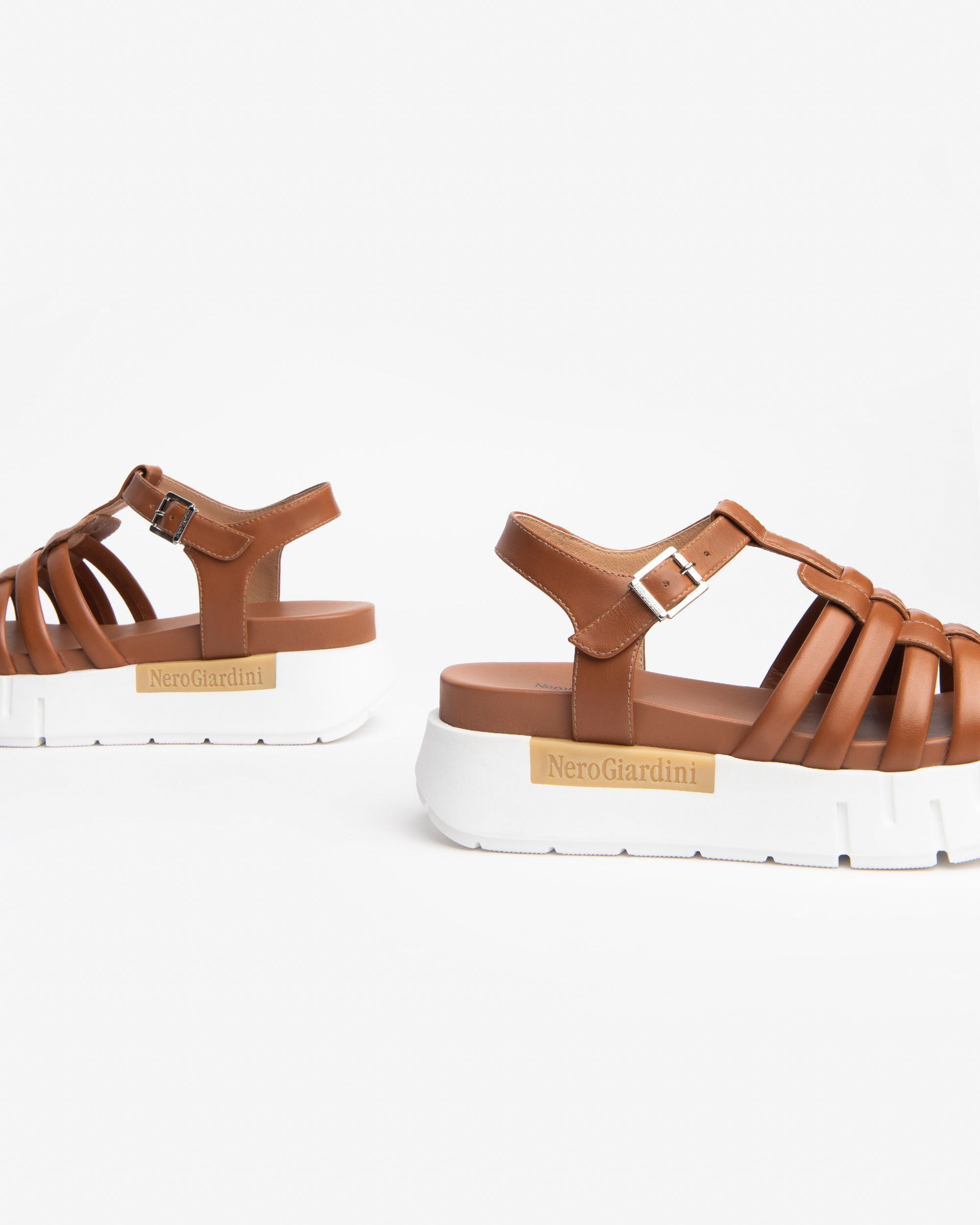  Damen-Ledersandalen