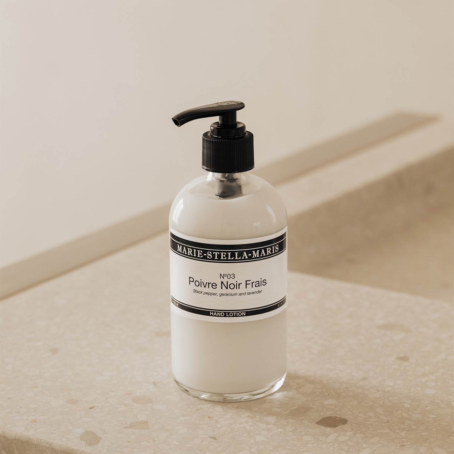 Marie-Stella-Maris losjon za roke Poivre Noir Frais losjon za roke - 250 ml
