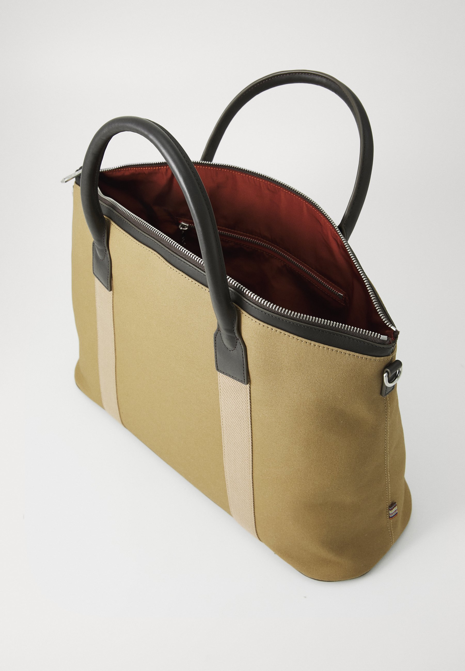 Paul Smith Reisen