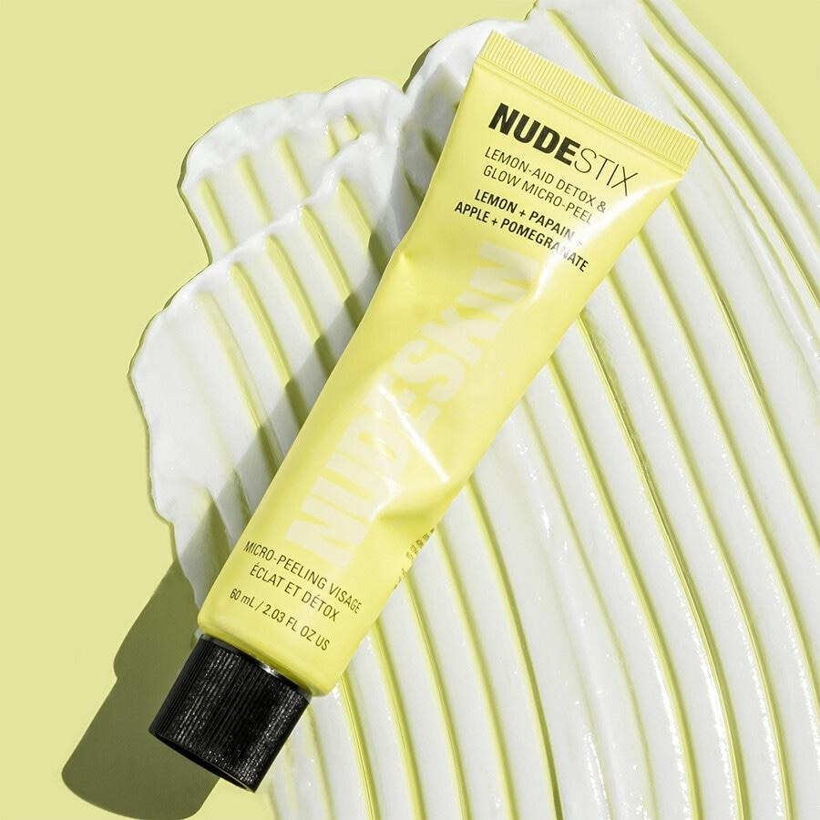 „Nudestix“ veido šveitiklis „NUDESKIN Lemon-Aid Detox & Glow Micro“ – 60 ml