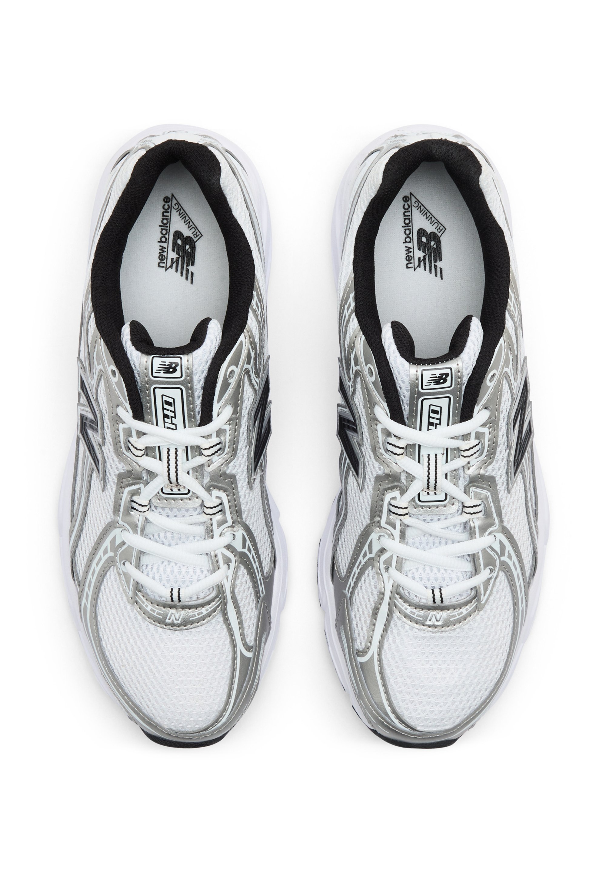 New Balance alacsony szárú edzőcipők