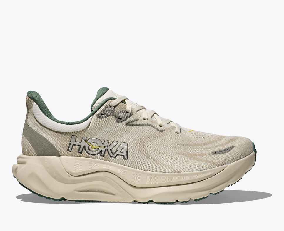 HOKA Arahi 8 Trüffelsalz / Austernpilz