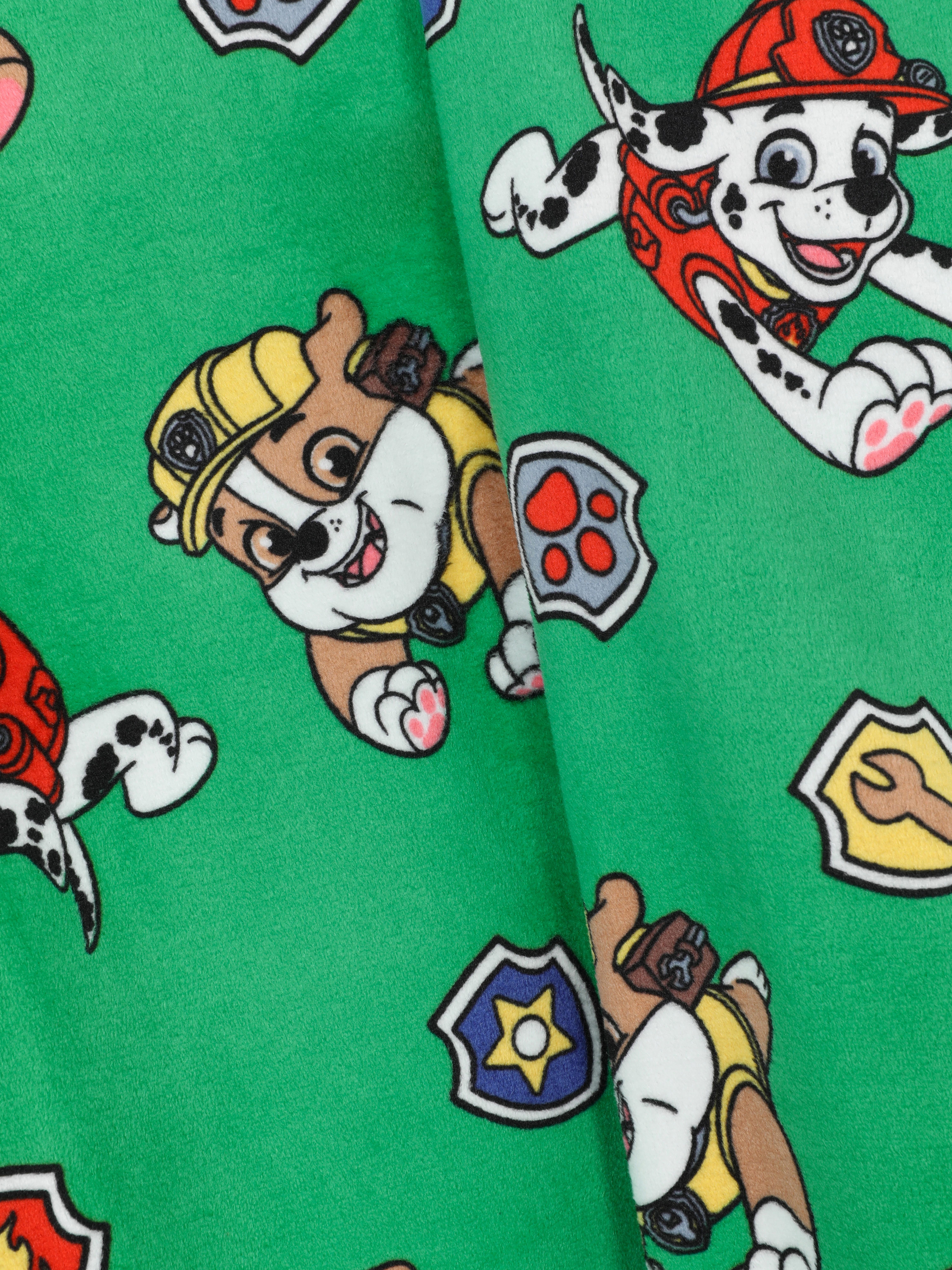 Pijama lungă din velur PAW Patrol O pijama PAW Patrol cu mâneci lungi cu cei mai drăguți căței în rol principal