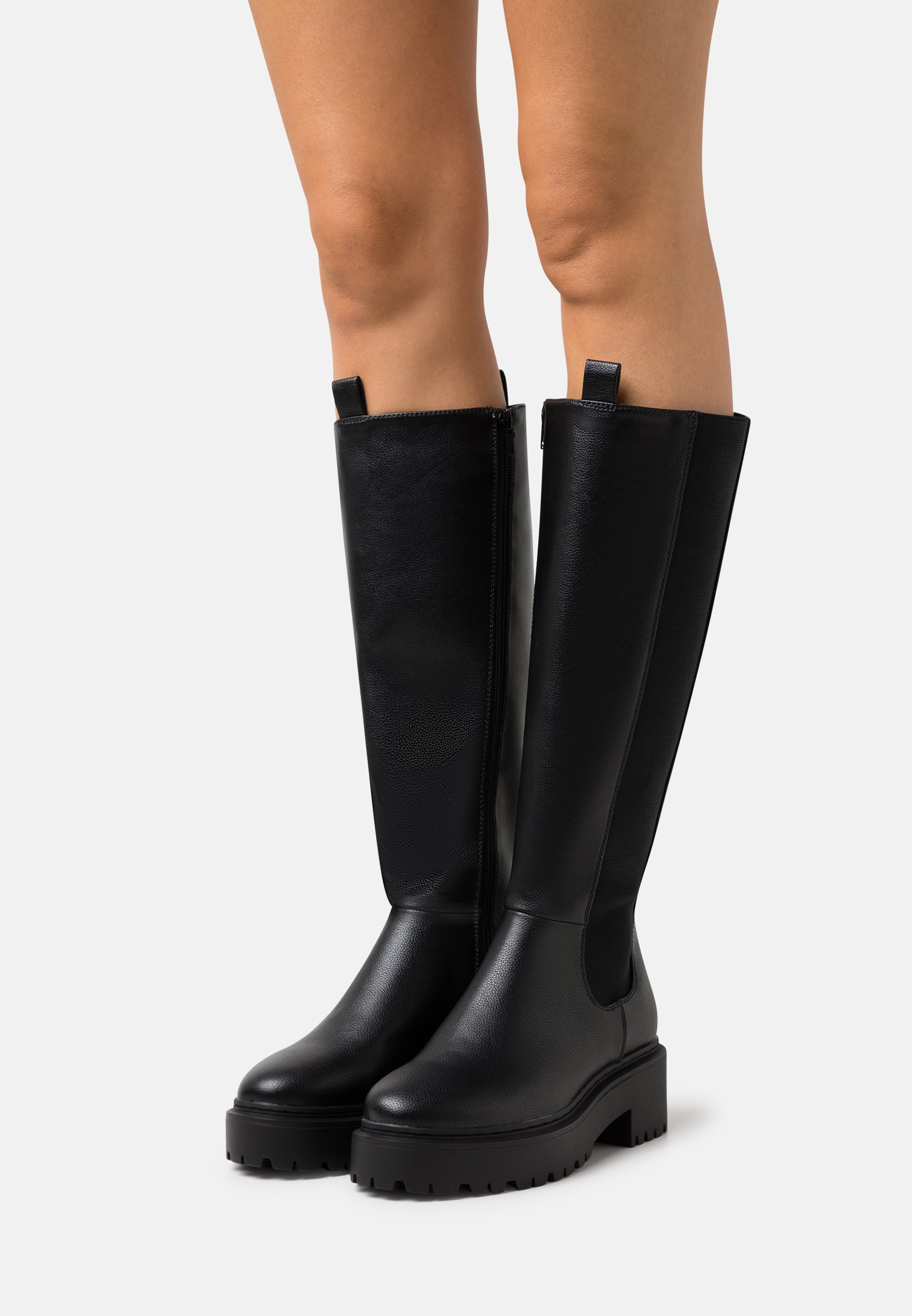 Even&Odd Wide Fit Plateau-Stiefel – schwarz