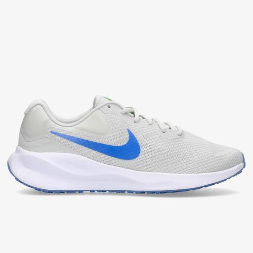  Nike Revolution 7