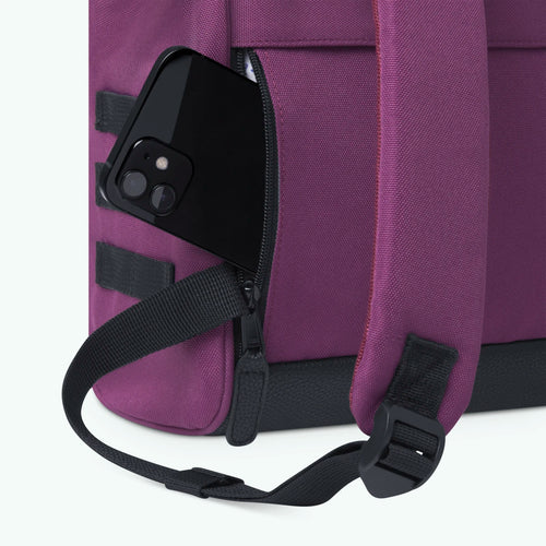 Cabaia Adventurer Kleiner Rucksack Singapur Lila