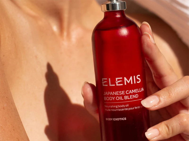 Óleo corporal nutritivo Elemis Body Exotics Japanese Camellia Blend
