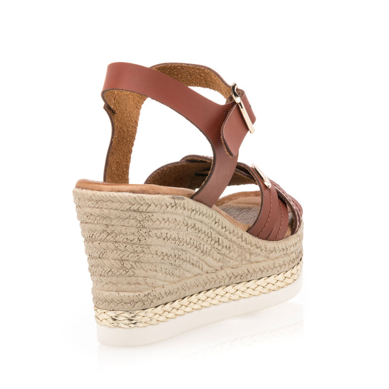 Naisten ruskeat sandaalit / avokärkiset kengät