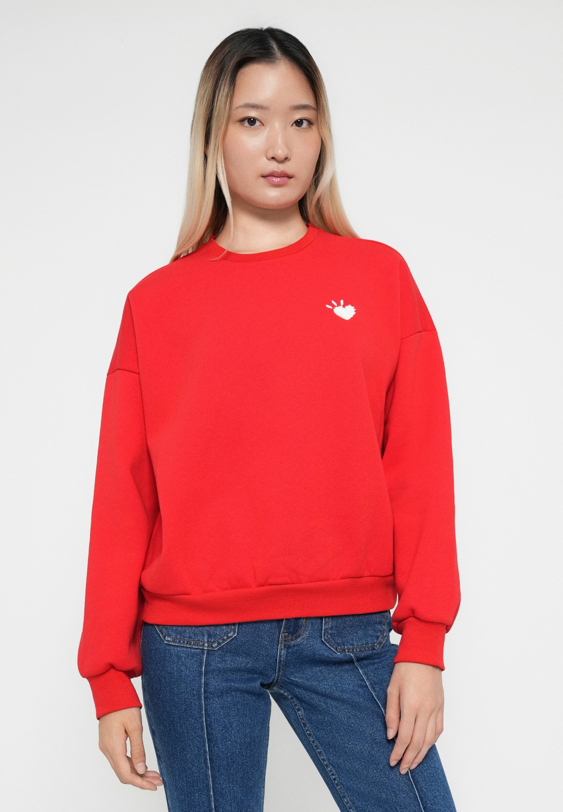 UNIQUEMENT SUR L'IMPRESSION ONLTAMMIE COL ROND - Sweat-shirt - rouge à risque élevé