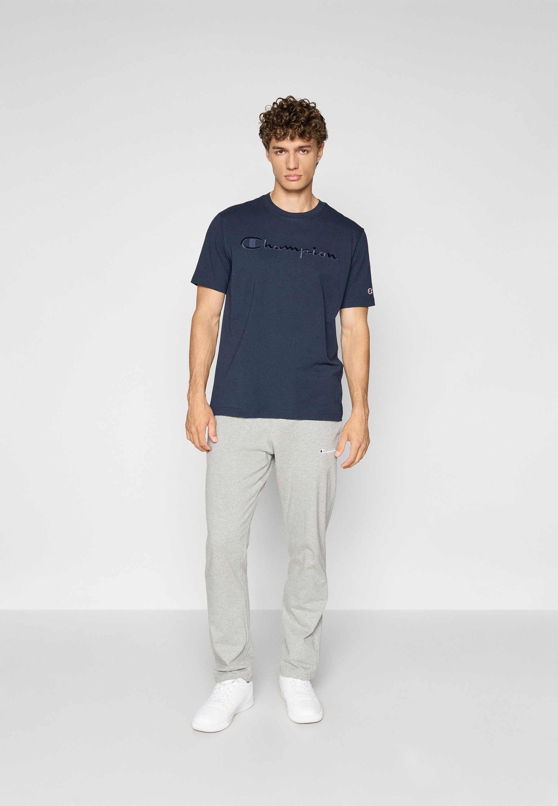 T-shirt Champion ICONS TONAL CREWNECK CON LOGO GRANDE - Stampa - blu navy