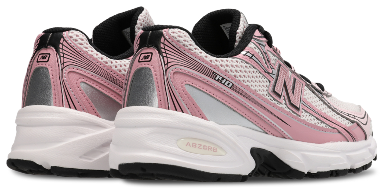 New Balance 740