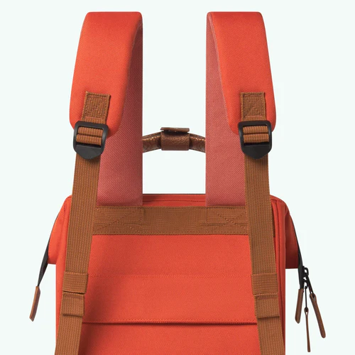 Cabaia Adventurer Kleiner Rucksack Bogota Terrakotta