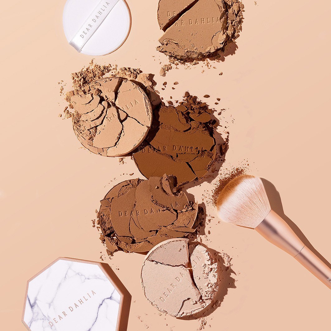 Dear Dahlia Powder Skin Paradise Soft Velvet kompaktni puder za fiksiranje lica - 10 g