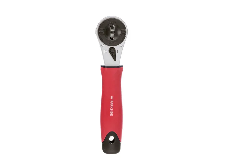 Chave de catraca multifuncional 8 em 1 PARKSIDE® com lubrificação e cabo bimaterial.