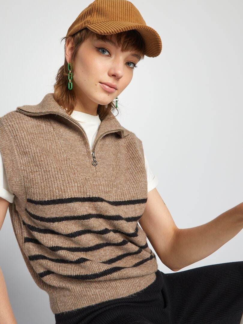 Gestreepte trui met rits - BEIGE