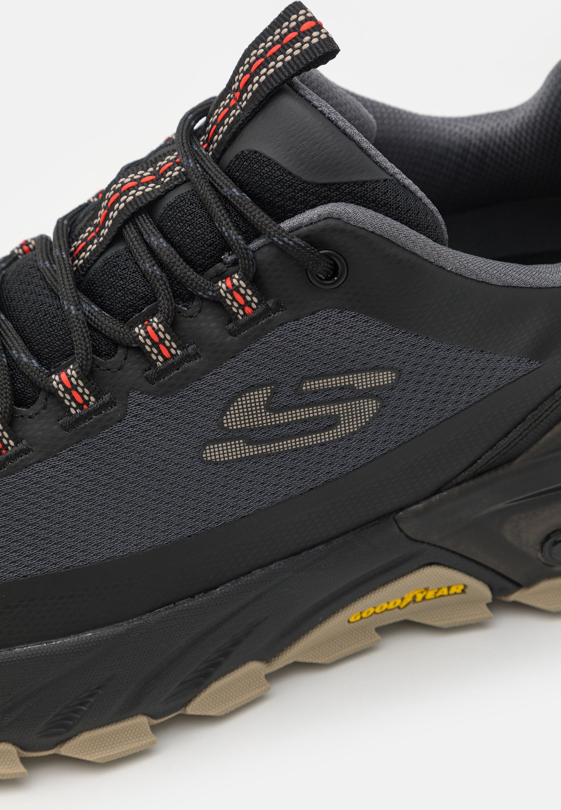 Skechers MAX PROTECT - Baskets - noires