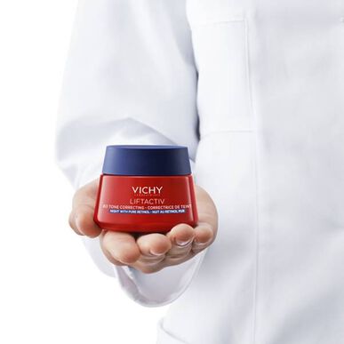 Vichy Liftactiv B3 -yövoide tummille läiskille 50 ml
