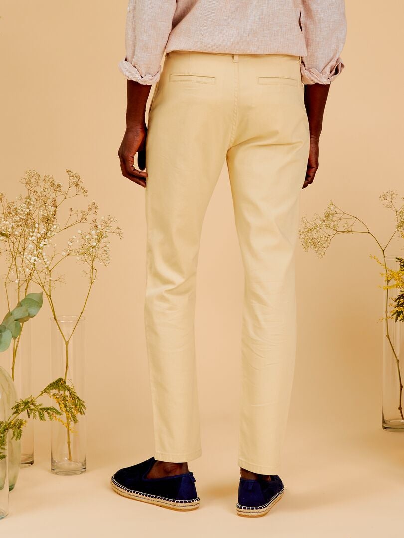 Calça chino slim fit com detalhes em cânhamo - BEGE