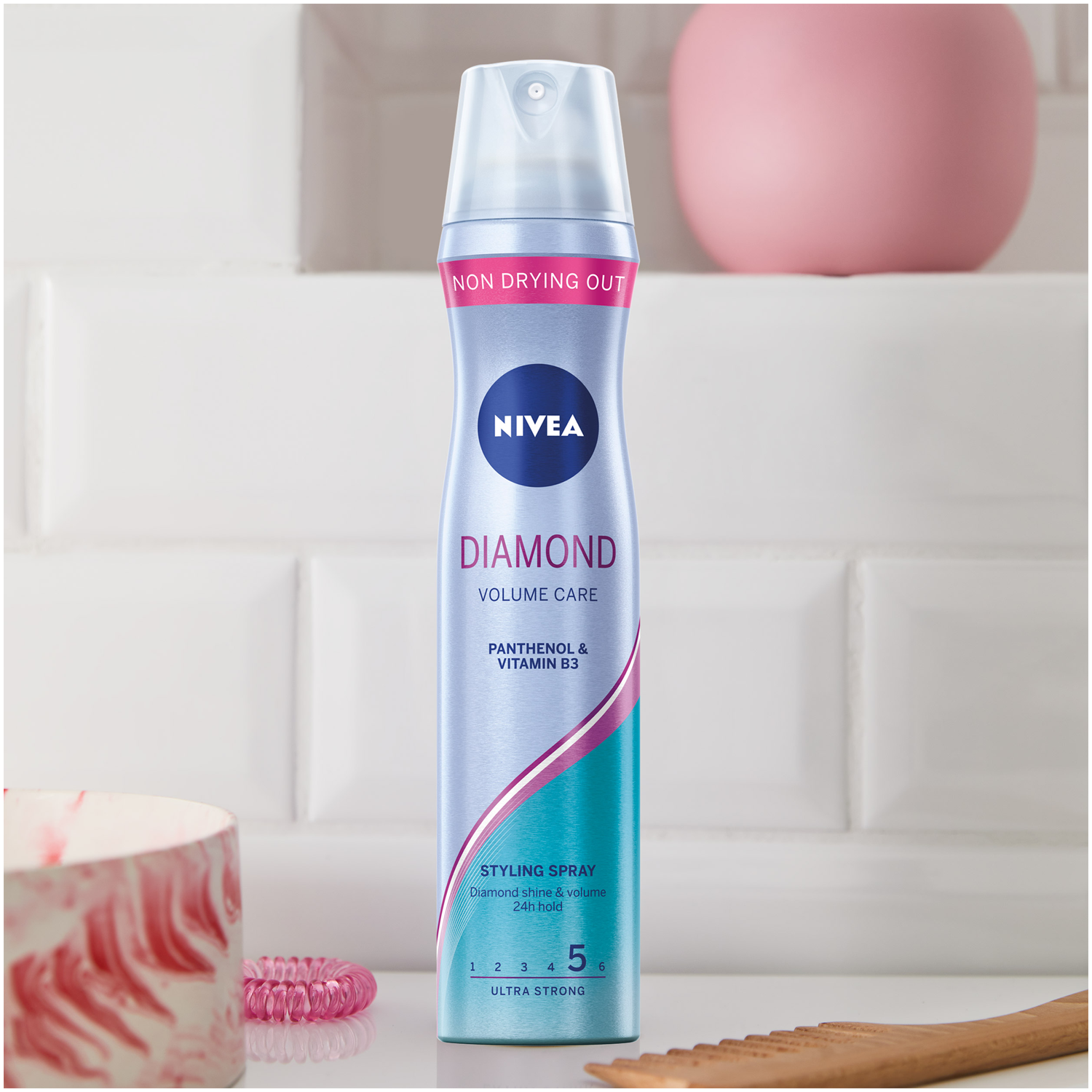 Nivea plaukų lakas „Diamond“, 250 ml