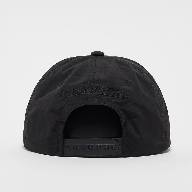 Nylon Deadstock Snapback met merklogo