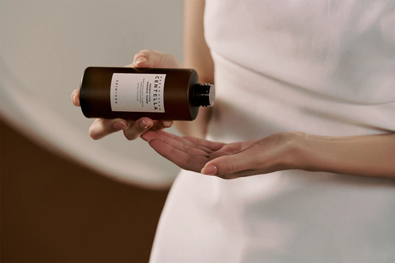 SKIN1004 Madagascar Centella Probio-Cica Essence Tônico calmante com efeito hidratante