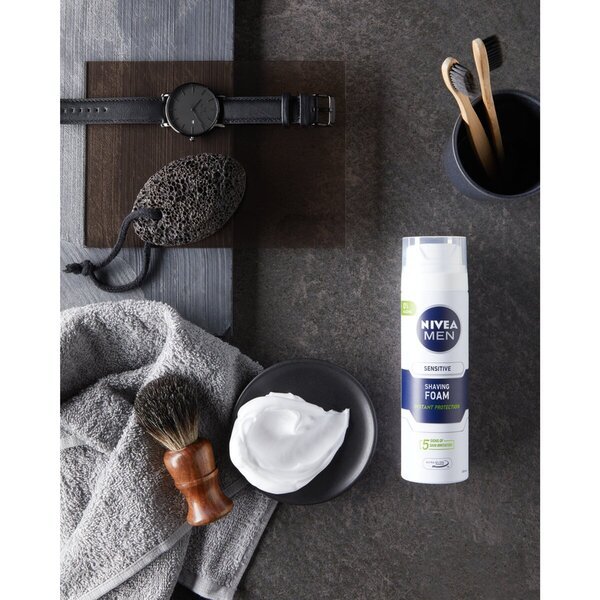 NIVEA Men Sensitive gél na holenie<br>2 x 200 ml - Citlivá pokožka