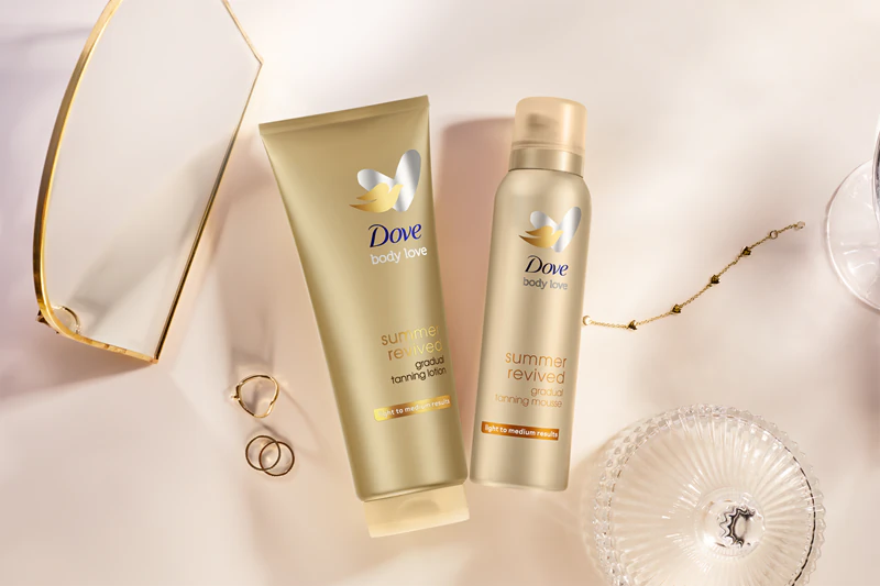 Loção Corporal Autobronzeadora Dove Summer Revived