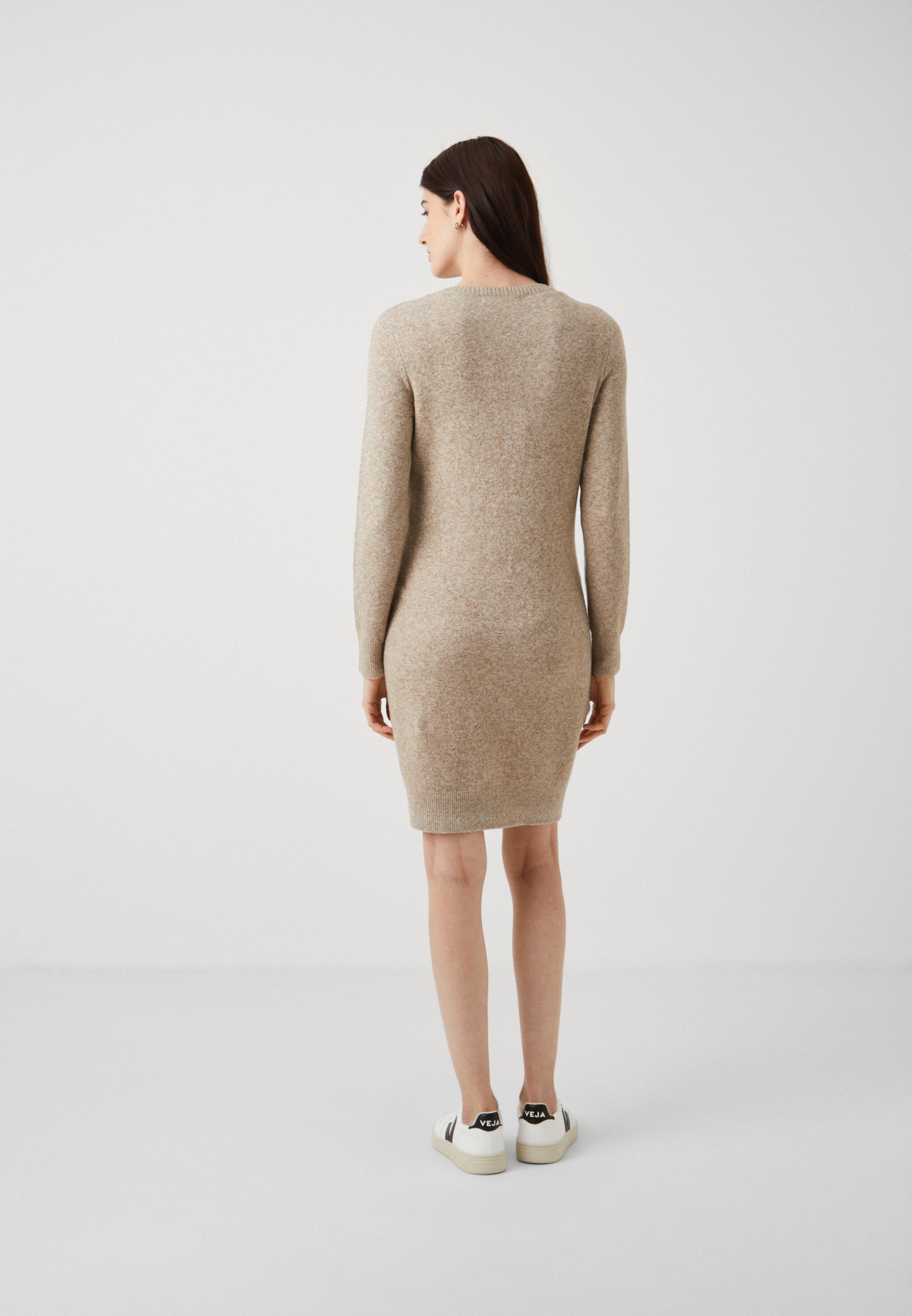 Vero Moda Maternity VMMDOFFY O-HALS JURK - Rechte jurk - sepia getinte melange