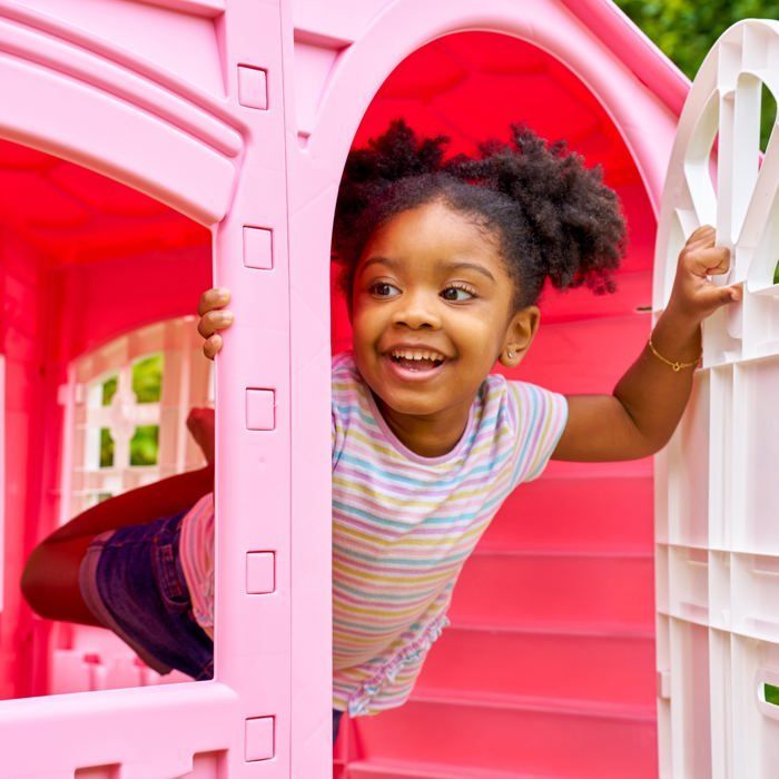 Maisonnette cabane BARBE À PAPA en plastique