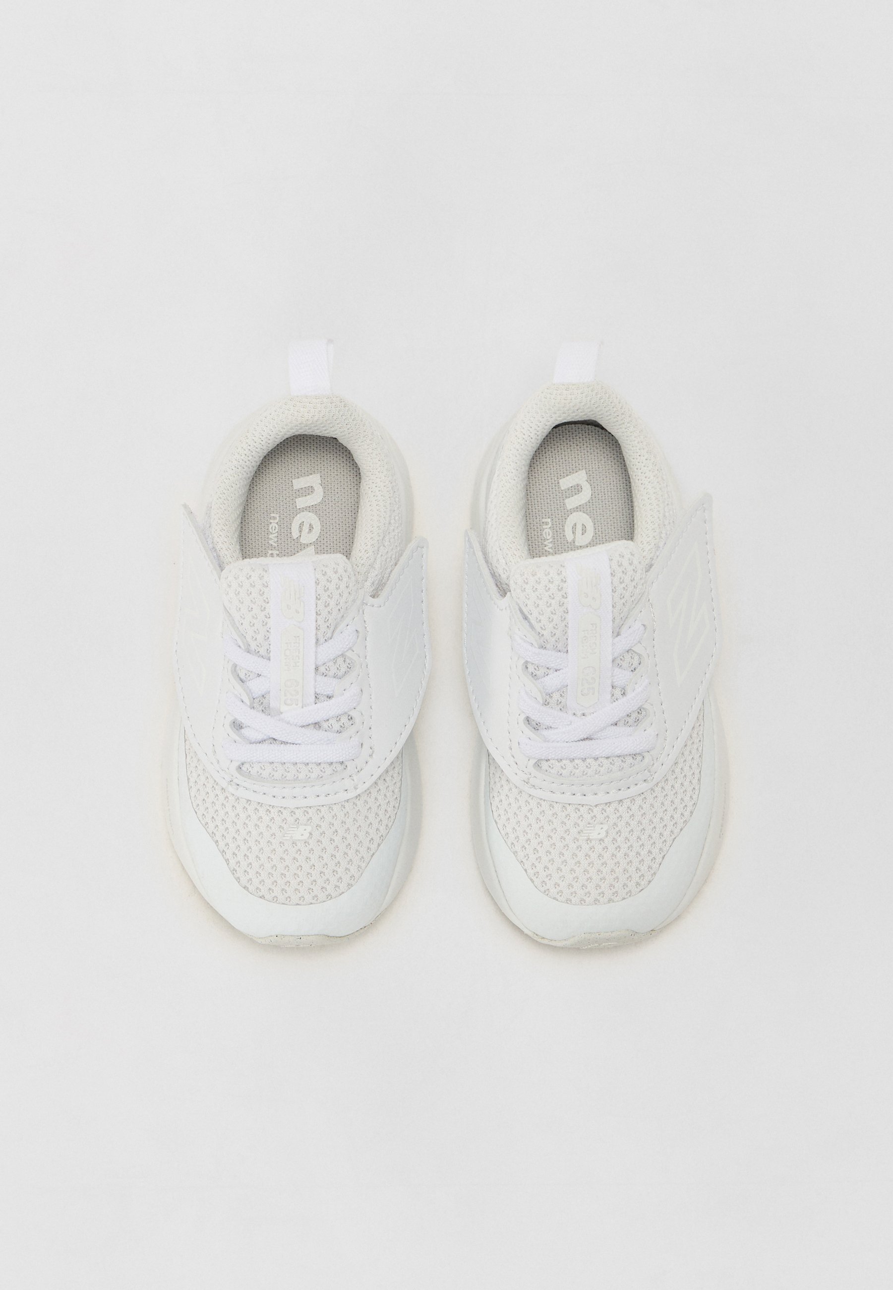 New Balance FRESH FOAM 625 UNISEX - Hardloopschoenen voor op de weg - wit