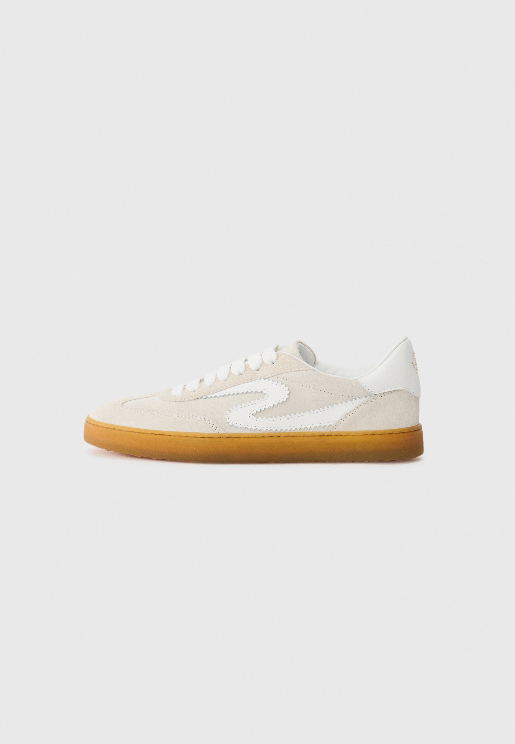 Stuart Weitzman RUNAROUND - Scarpe da ginnastica - ciottoli/bianco