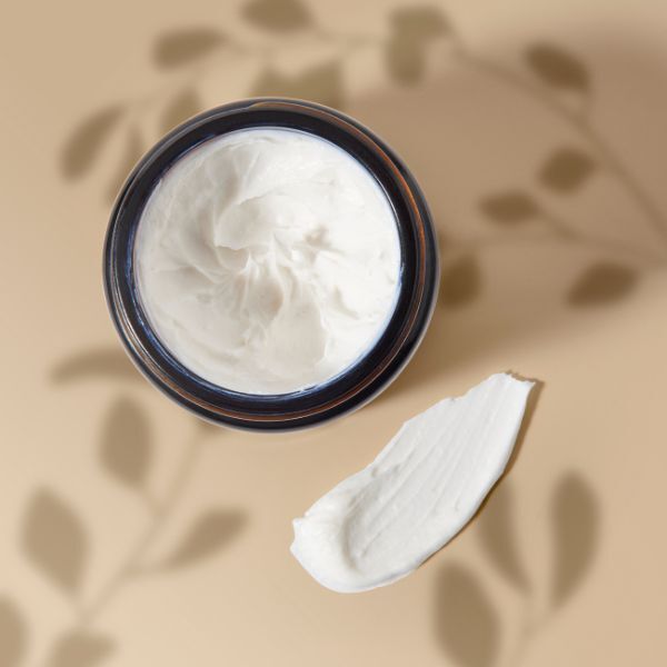 Crema idratante quotidiana all'olio di argan Douvalls con SPF30 UVA/UVB 60 ml