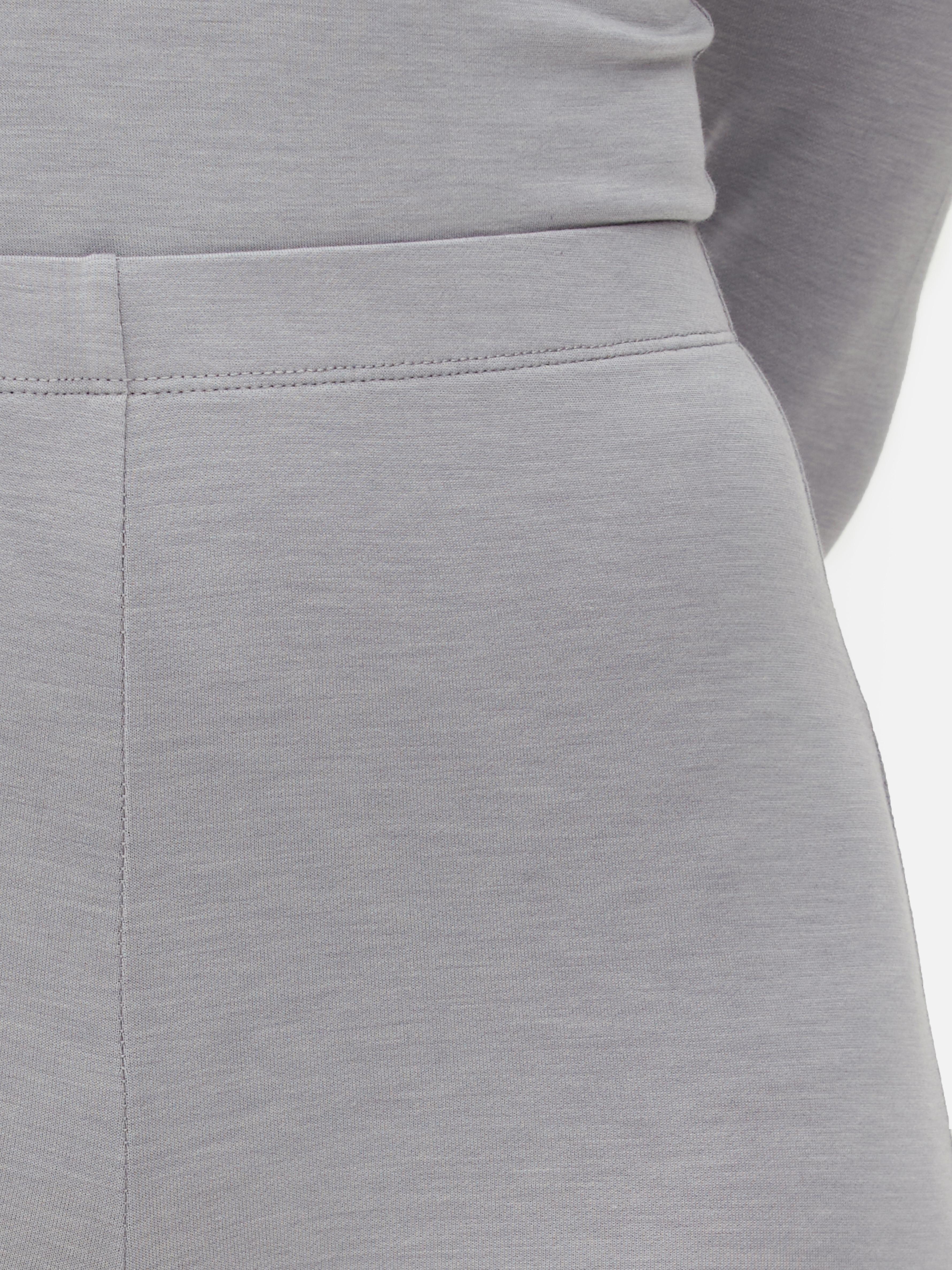 Thermoleggings mit Bündchen an den Knöcheln. Diese Thermoleggings sind die perfekte Basisschicht für kältere Tage.