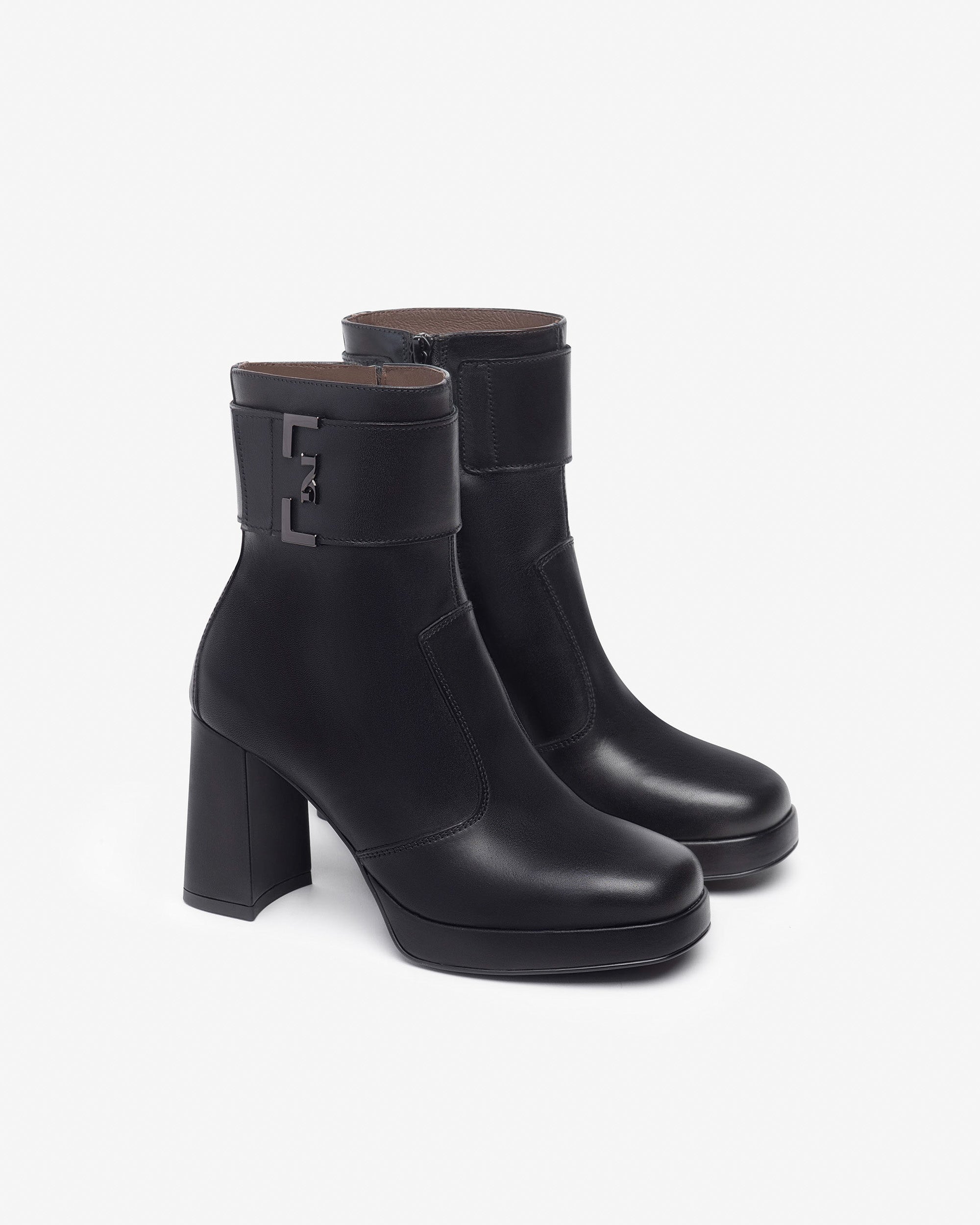  Damen-Ankle-Boots aus Leder