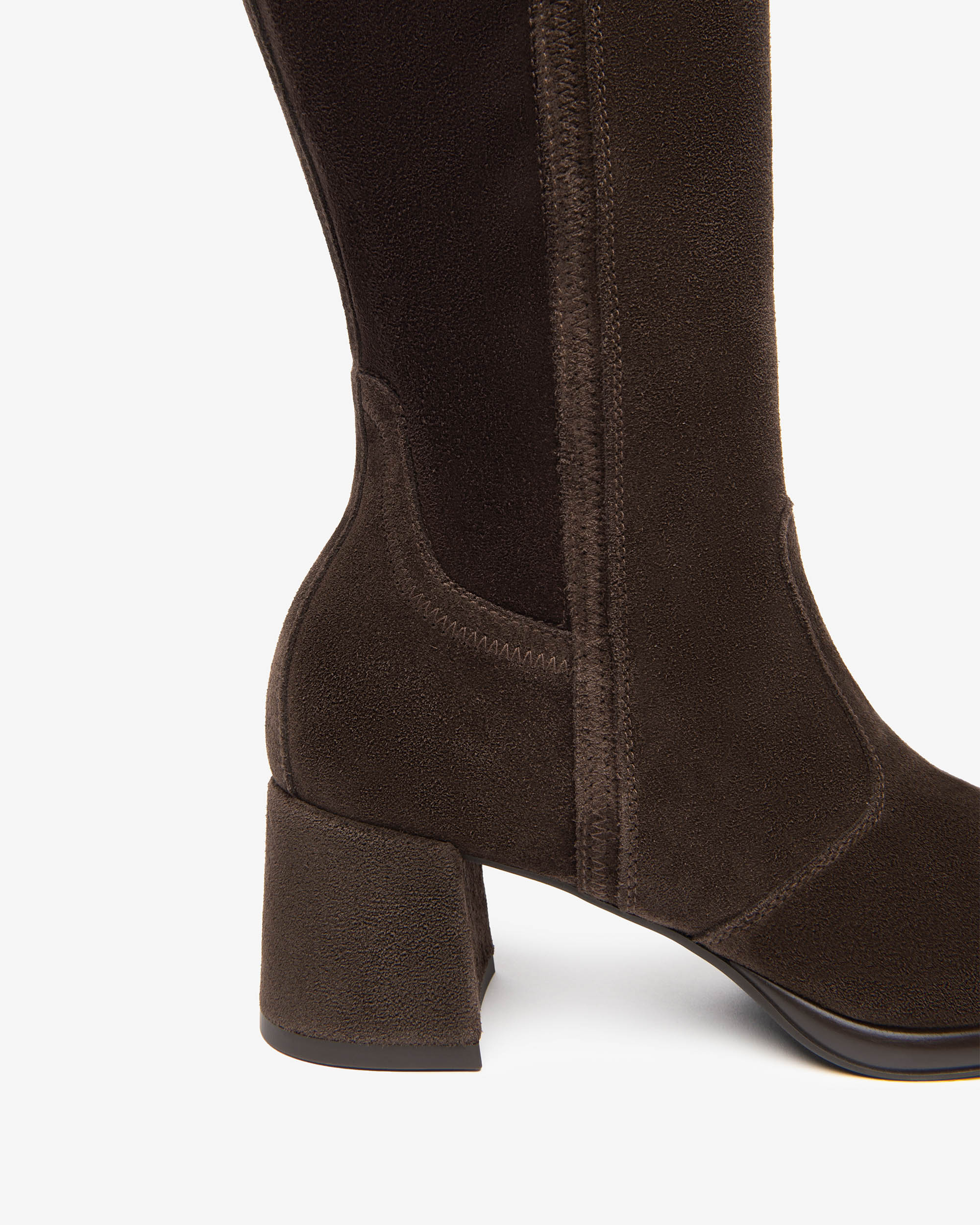 Damenstiefel aus Wildleder und Funktionsmaterial