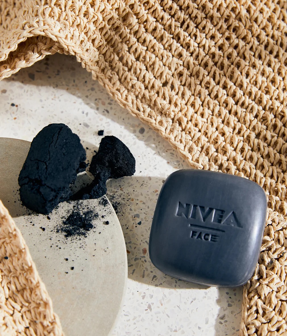 NIVEA Nivea Naturally Clean βαθύς καθαρισμός σε στερεά μορφή
