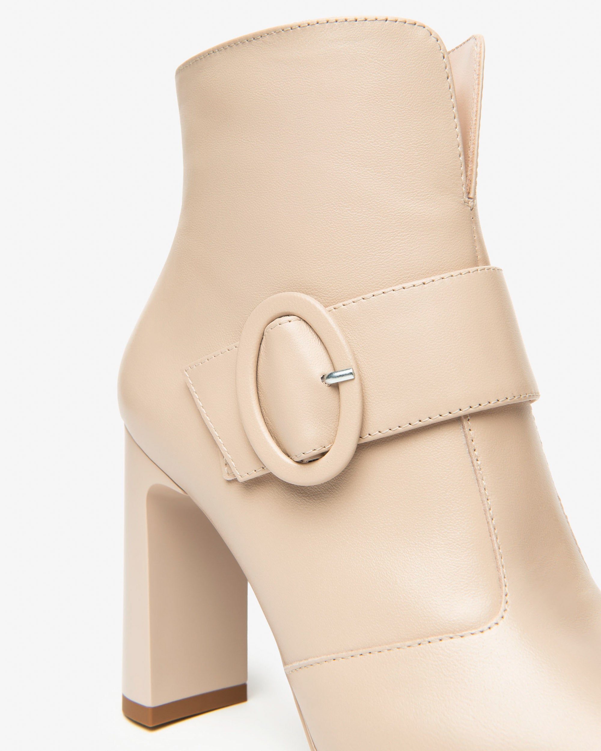  Damen-Ankle-Boots aus Leder