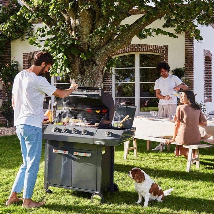 Barbacoa de gas Emma 4 + 1 lateral – BRASERO BY FAVEX – 4 quemadores 12,6 kW – Quemador lateral – FlexiGrill con plancha – Para 12 personas