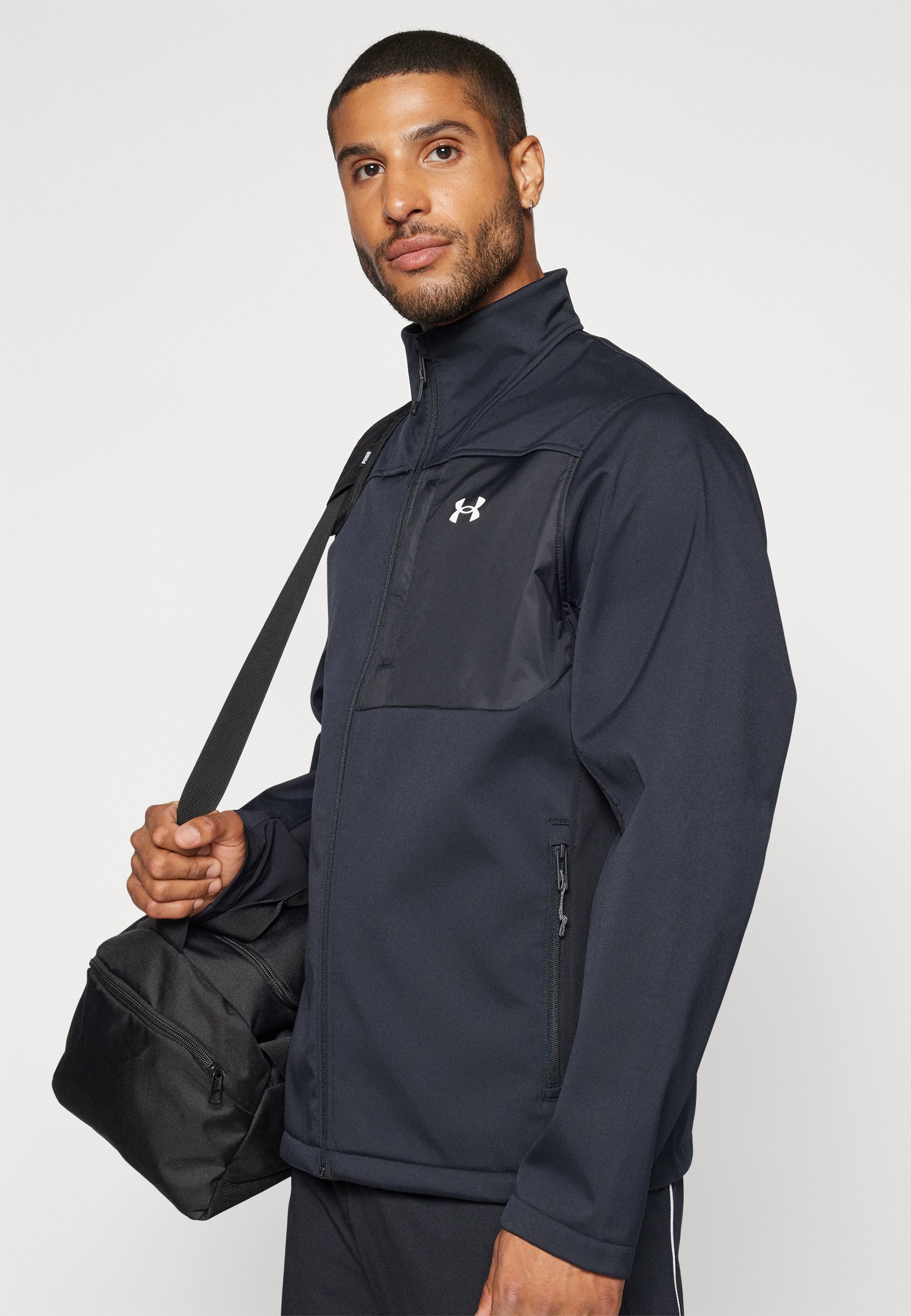 Under Armour SHIELD JACKET - Softshelljack - zwart/wit